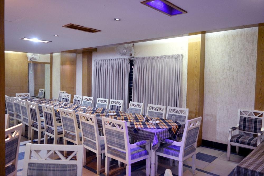 Uni Resort Cox's Bazar Exterior foto